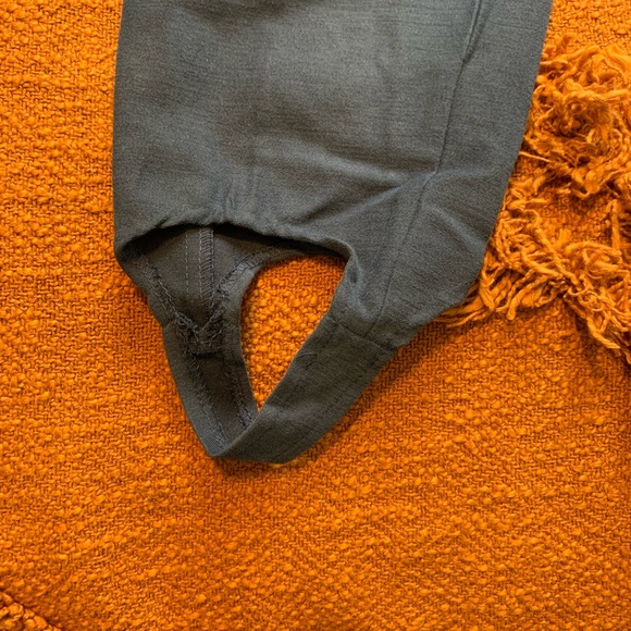 Vintage High Rise Navy Blue Soft Stirrup Pant - Picture 4 of 7